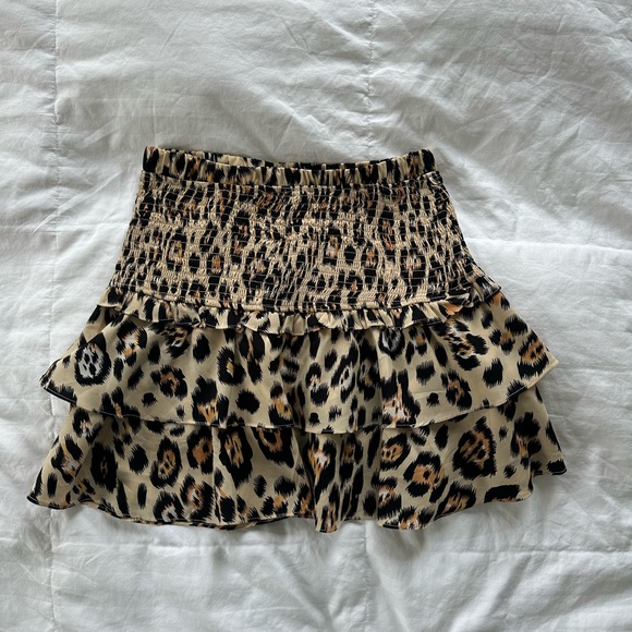 English Factory Animal Print Mini Skirt - Picture 1 of 2